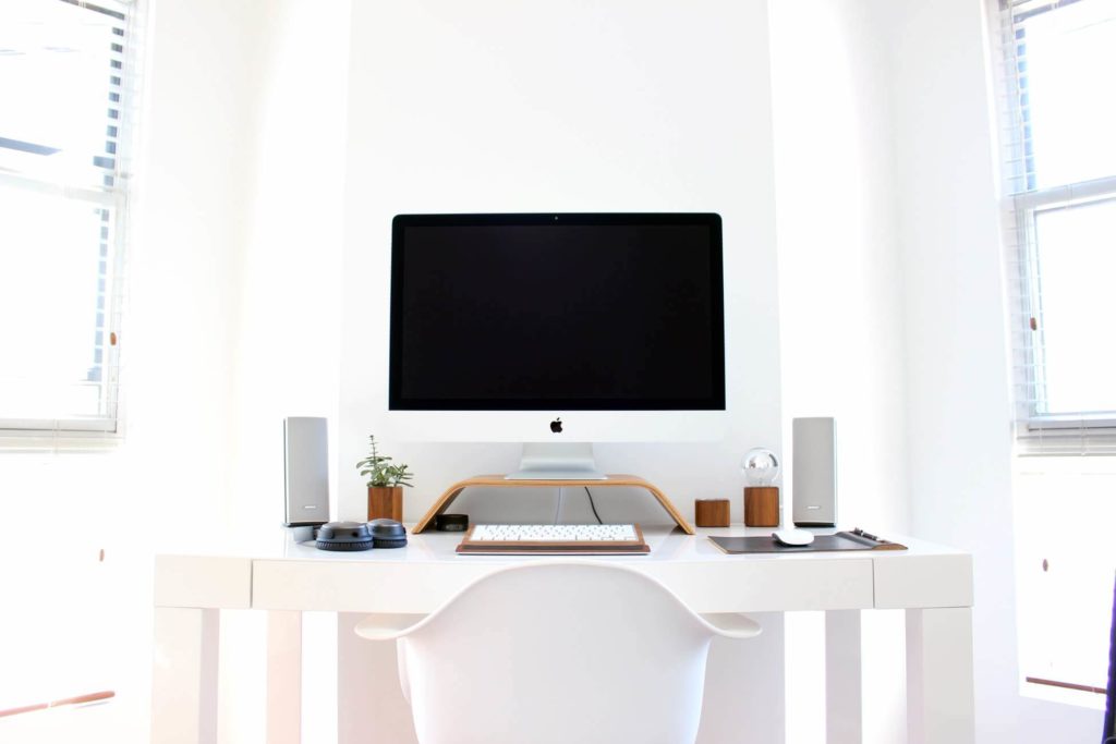 Home-Office-Desk-Setup-Ideas-03